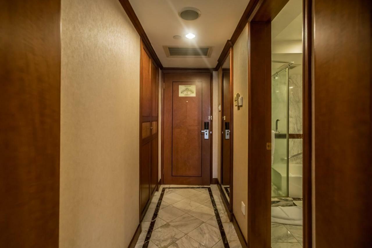 Crowne Plaza Zhanjiang Kang Yi Zewnętrze zdjęcie