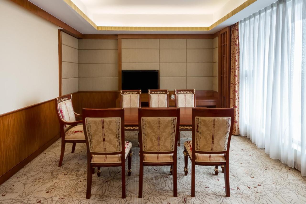 Crowne Plaza Zhanjiang Kang Yi Zewnętrze zdjęcie